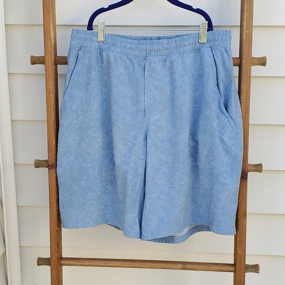 Lululemon Athletica Men's Athletic Shorts - Blue - Picture 2 of 5
